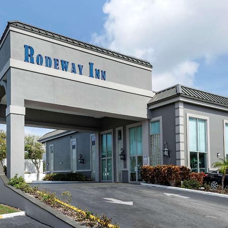 Rodeway Inn New Port Richey Extérieur photo
