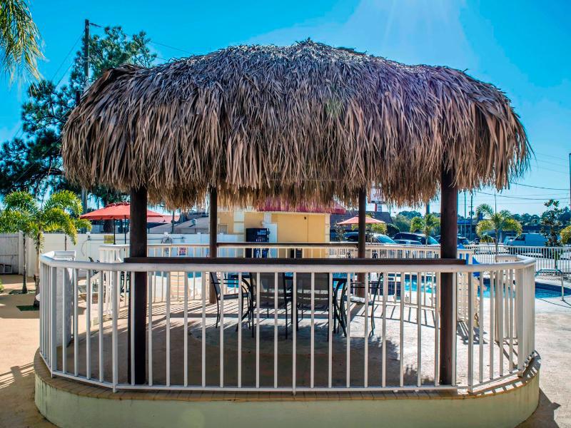 Rodeway Inn New Port Richey Extérieur photo