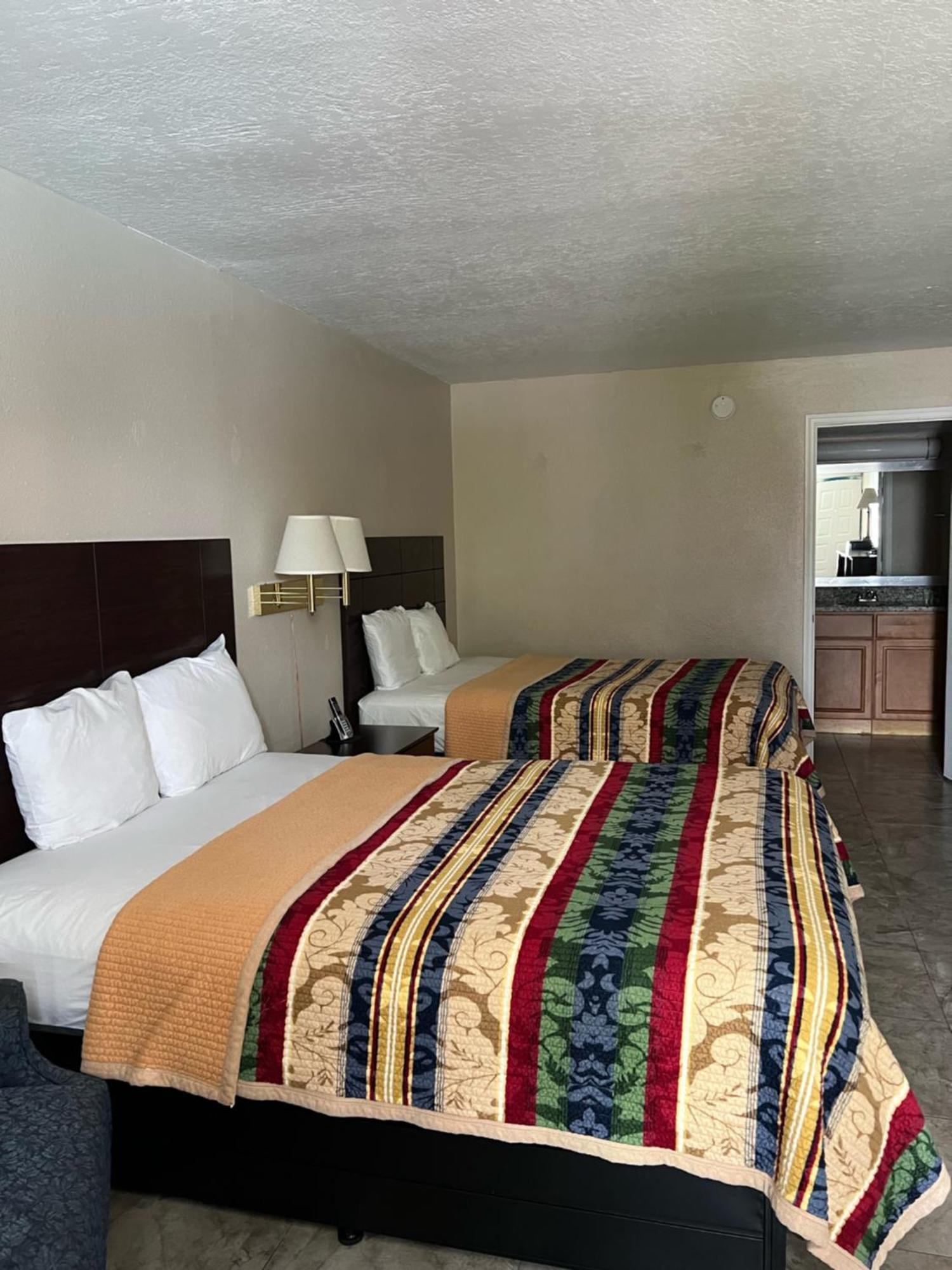 Rodeway Inn New Port Richey Extérieur photo